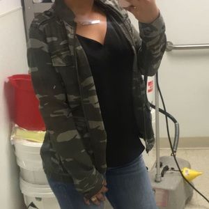 xs camouflage jacket